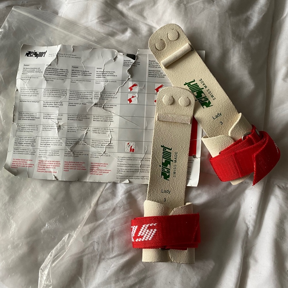 Gymnastics grips - womens